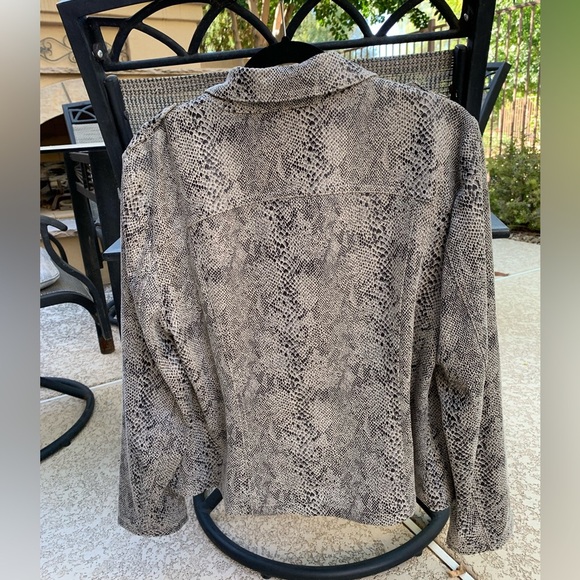 INC XL Snakeskin zippered moto jacket. Bisque, black, tan, grey. Very soft/Warm - Picture 5 of 7